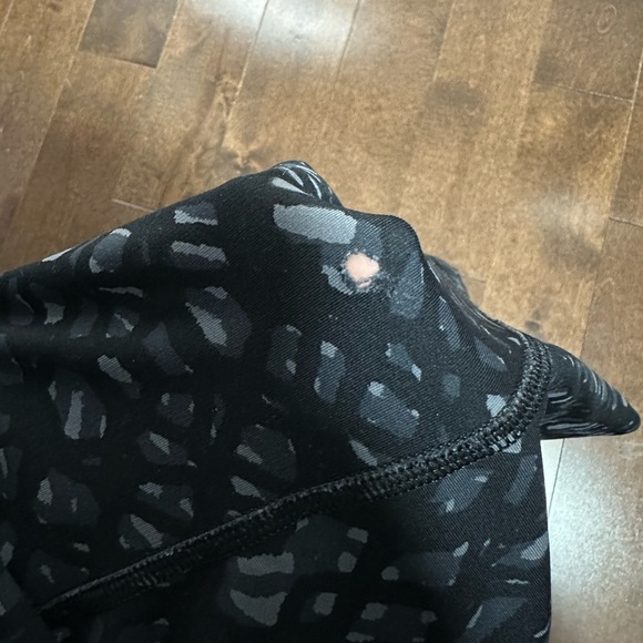 lululemon leggings - Picture 2 of 3